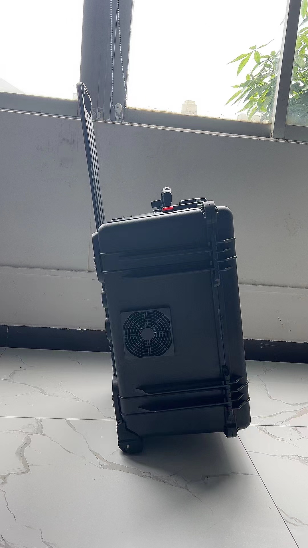大通手拉箱型移动通信干扰器